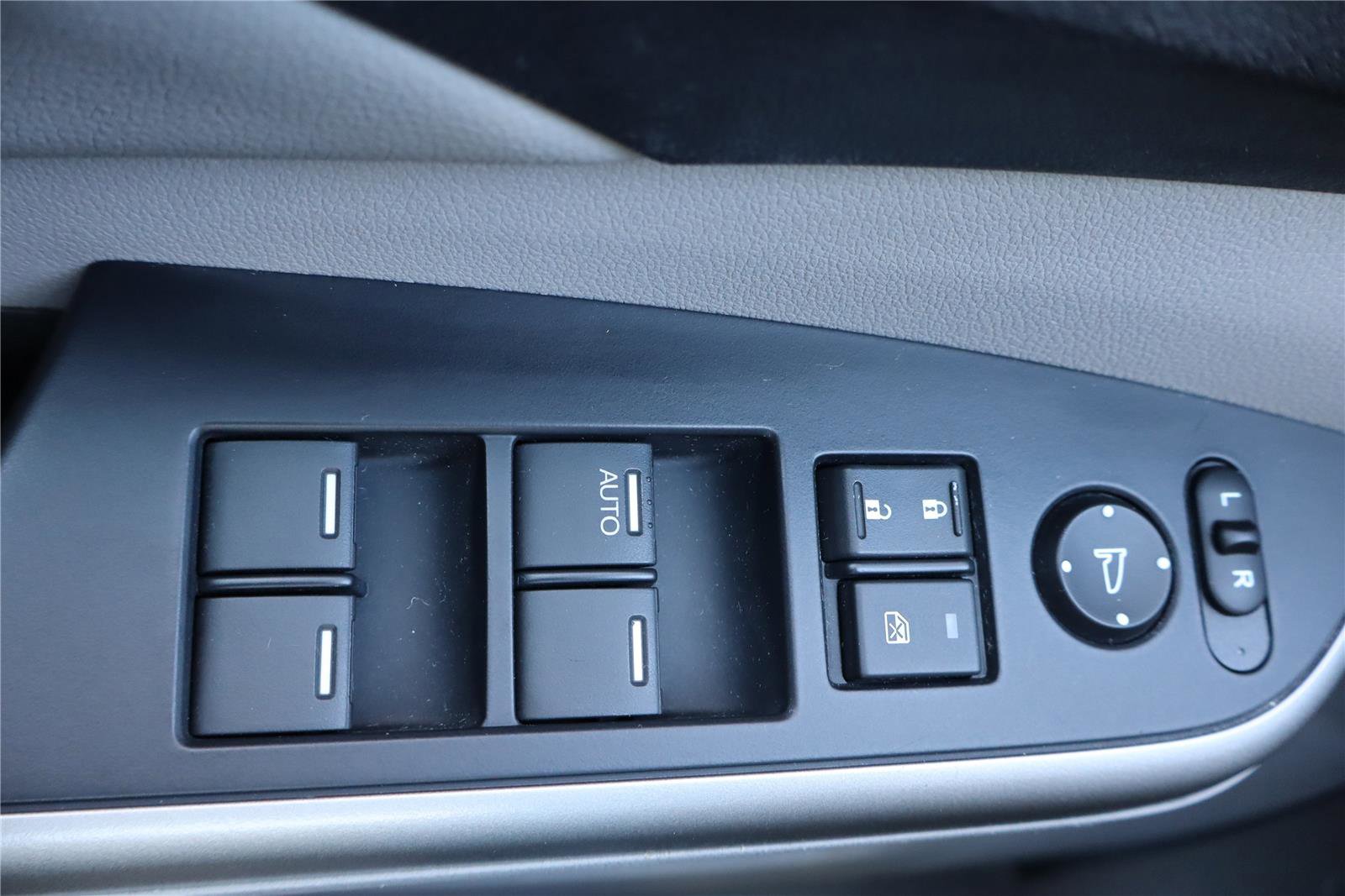 Used 2013 Honda CR-V EX-L image 13