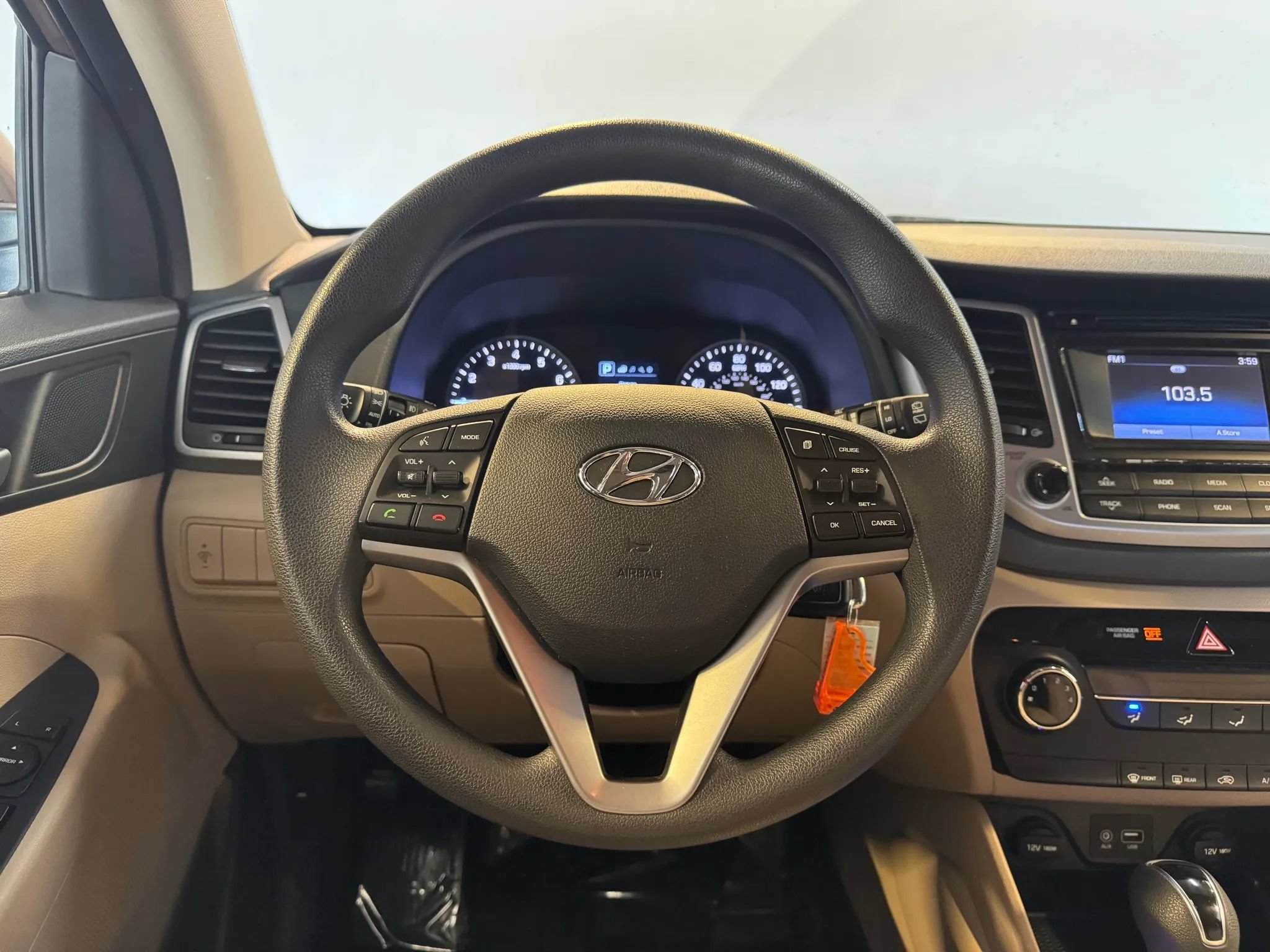 Used 2016 Hyundai Tucson SE w/ Option Group 02 FWD image 11