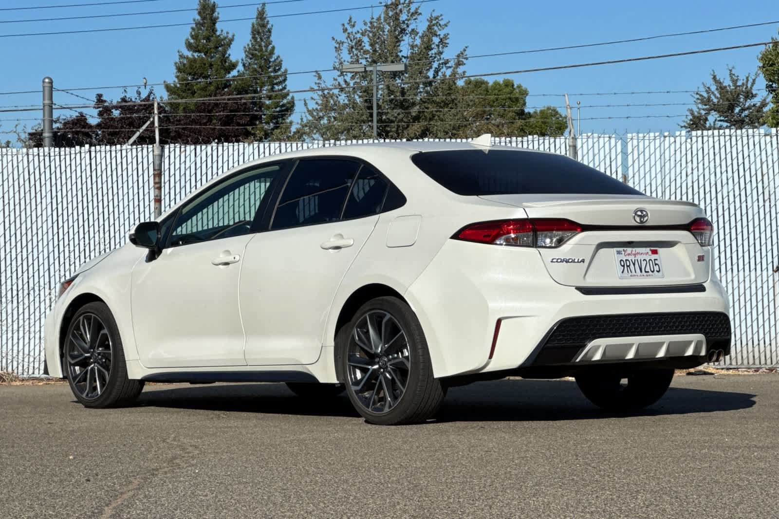 Certified 2021 Toyota Corolla SE w/ Carpet Mat Package (TMS) FWD image 5