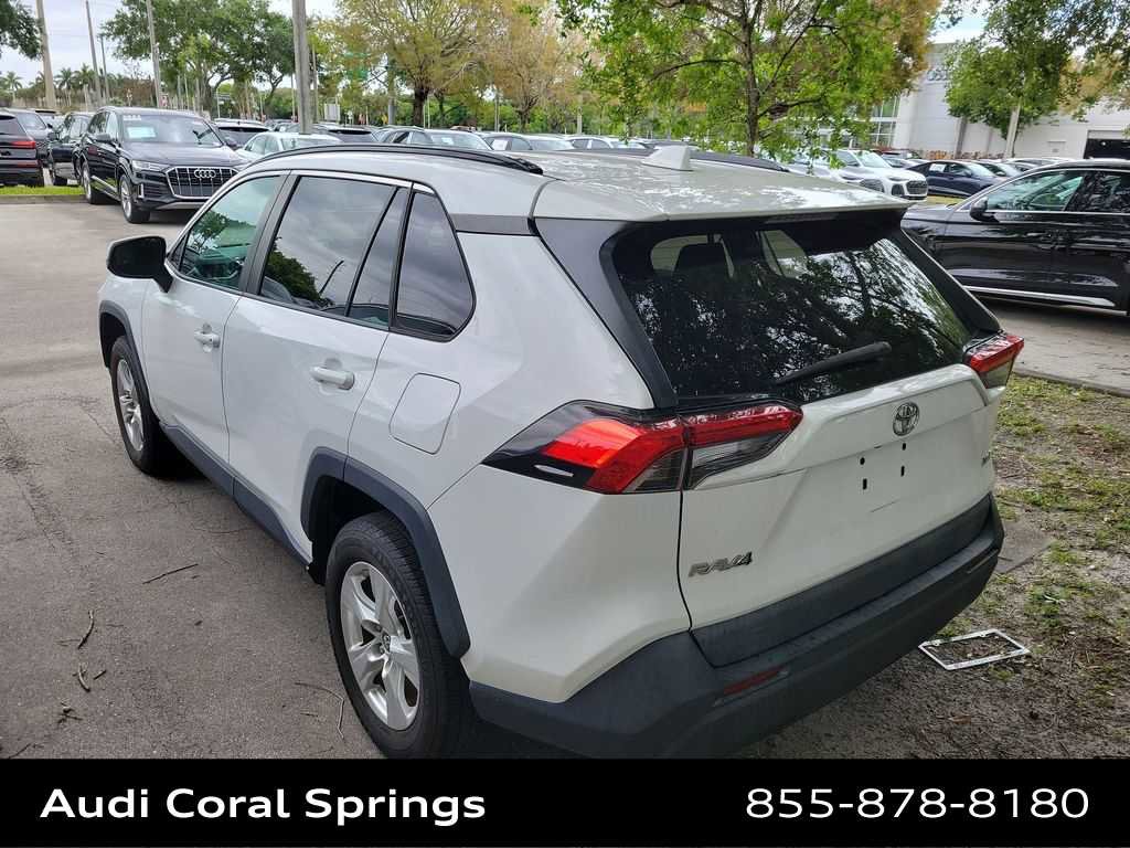 Used 2021 Toyota RAV4 XLE w/ Convenience Package FWD image 22