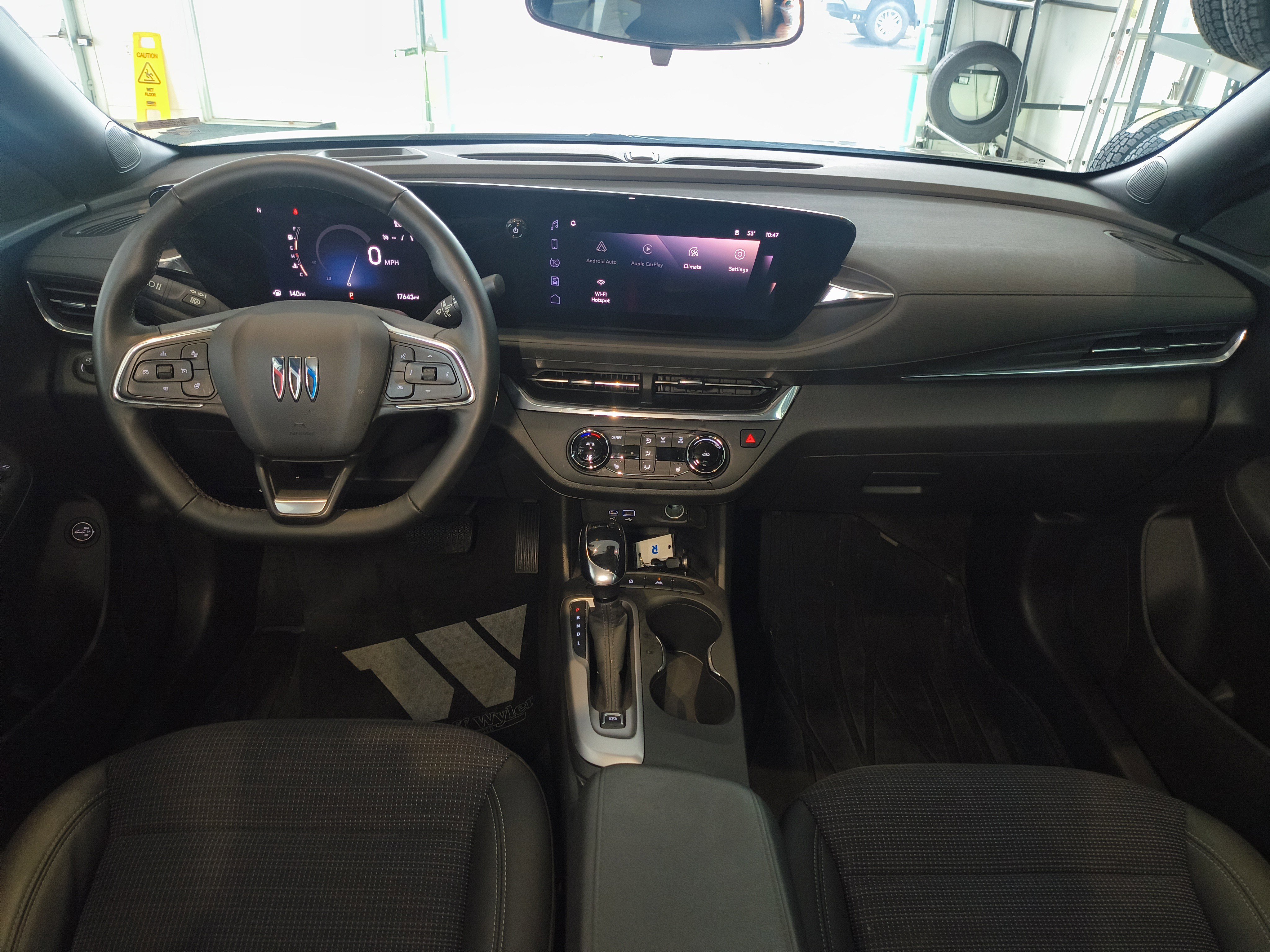 Used 2025 Buick Envista Preferred w/ Convenience I Package image 8