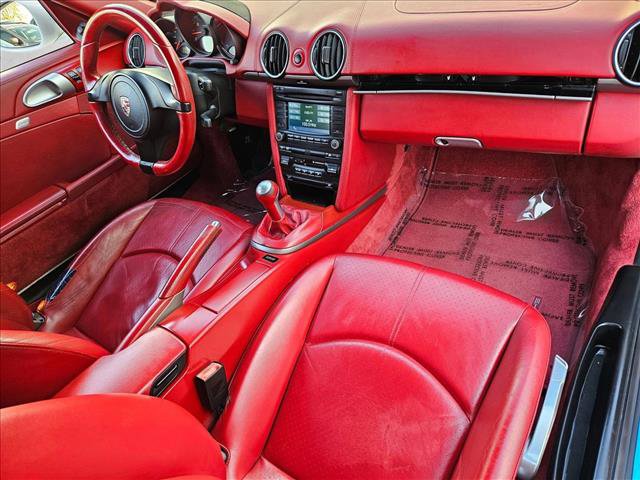 Used 2011 Porsche Cayman image 17