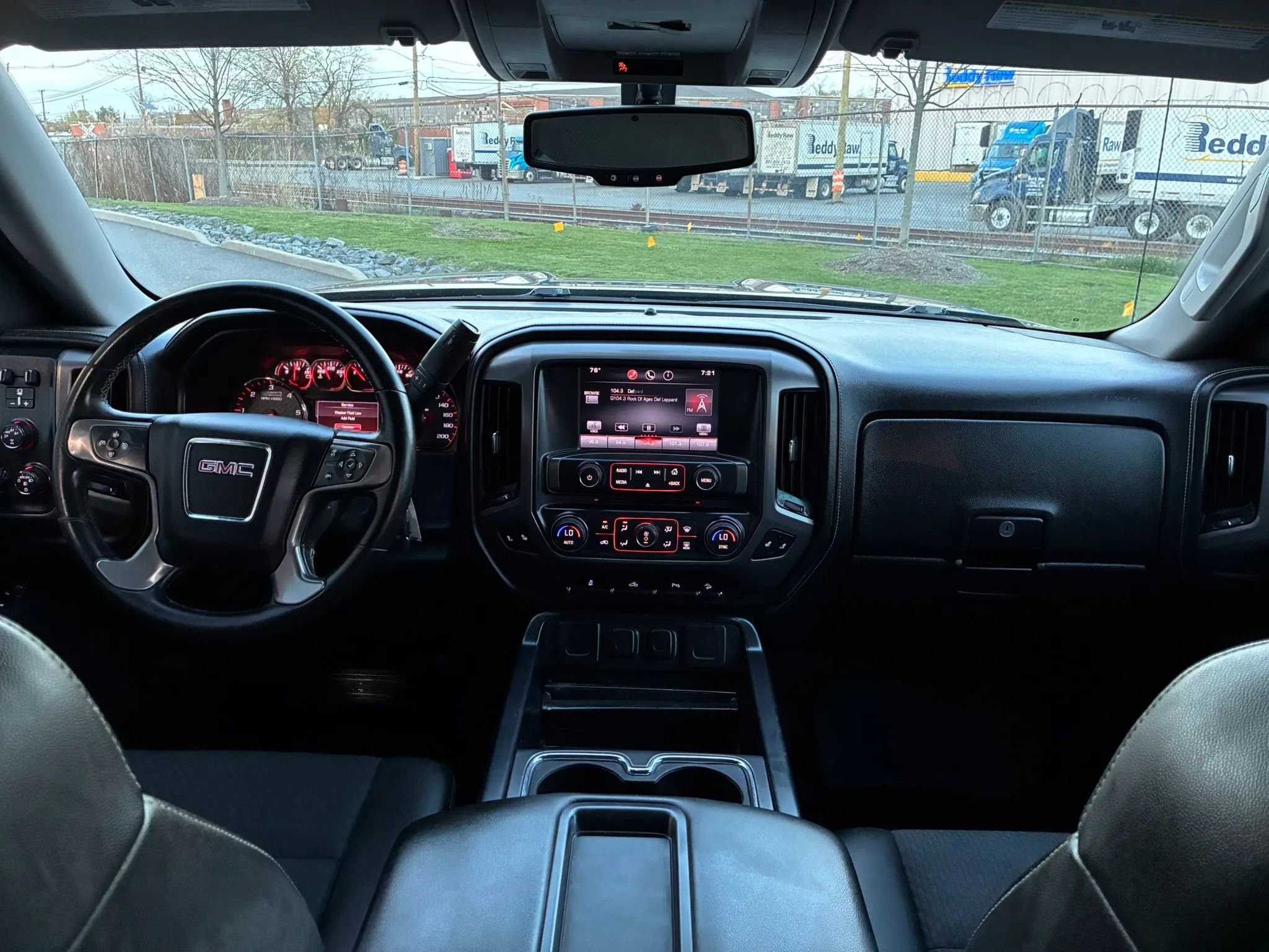 Used 2015 GMC Sierra 1500 SLE image 16