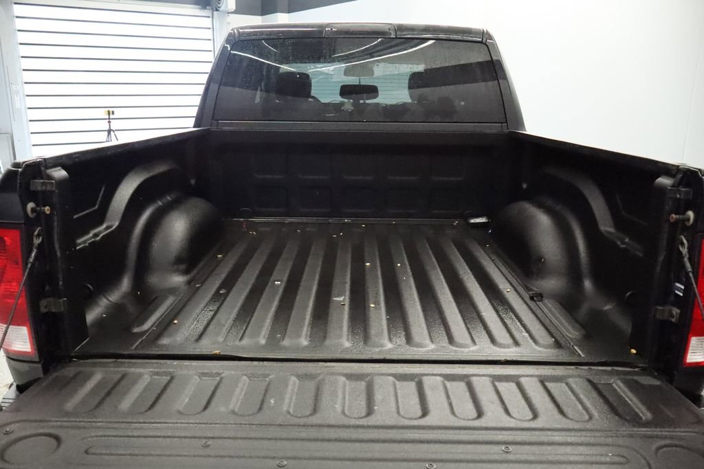 Certified 2016 RAM 1500 4x4 Crew Cab image 19