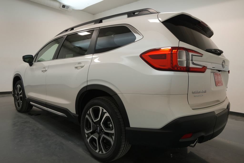 New 2025 Subaru Ascent Limited image 5