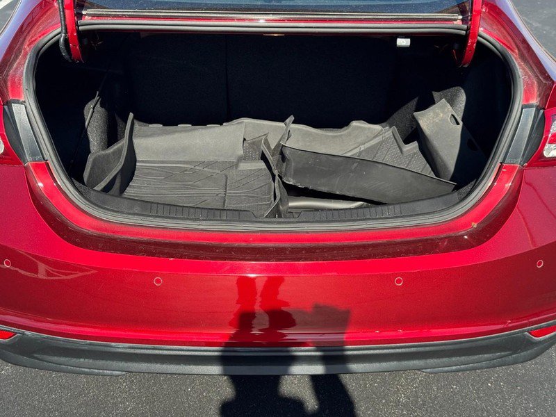 Used 2024 Chevrolet Malibu LT w/ Sport Edition image 4