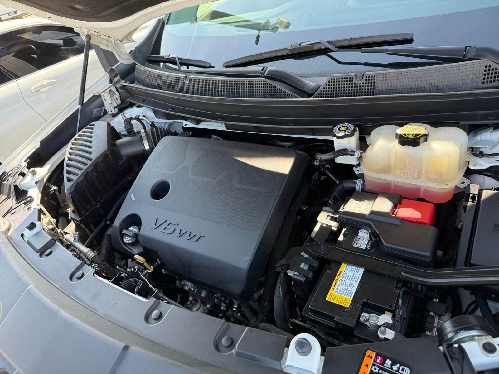 Used 2020 Chevrolet Traverse LS w/ LPO, Blackout Package FWD image 21
