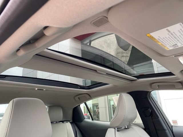 Certified 2025 Toyota Prius Limited w/ Limited Premium Package FWD image 22
