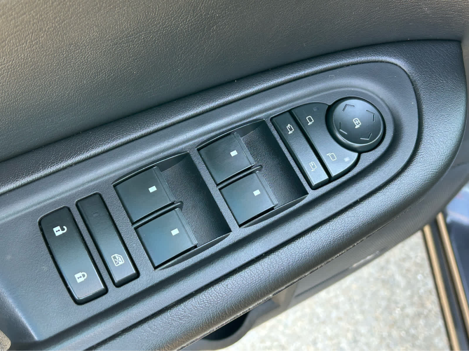 Used 2017 GMC Acadia Limited SLT FWD image 24