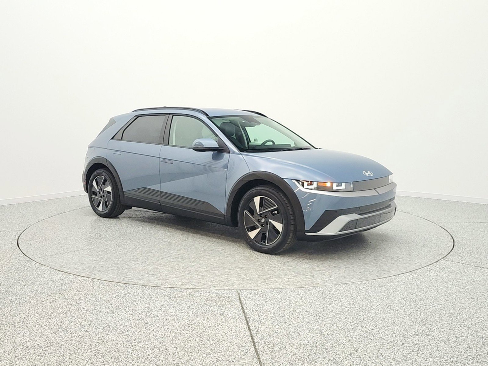 Used 2025 Hyundai Ioniq 5 SEL AWD/4WD image 3