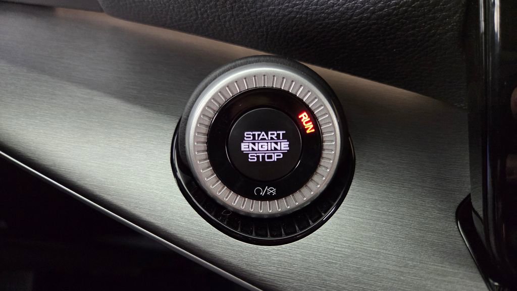 New 2025 Jeep Wagoneer Series III image 20