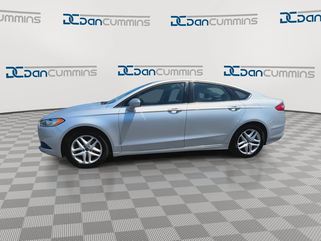 Used 2014 Ford Fusion SE FWD image 5