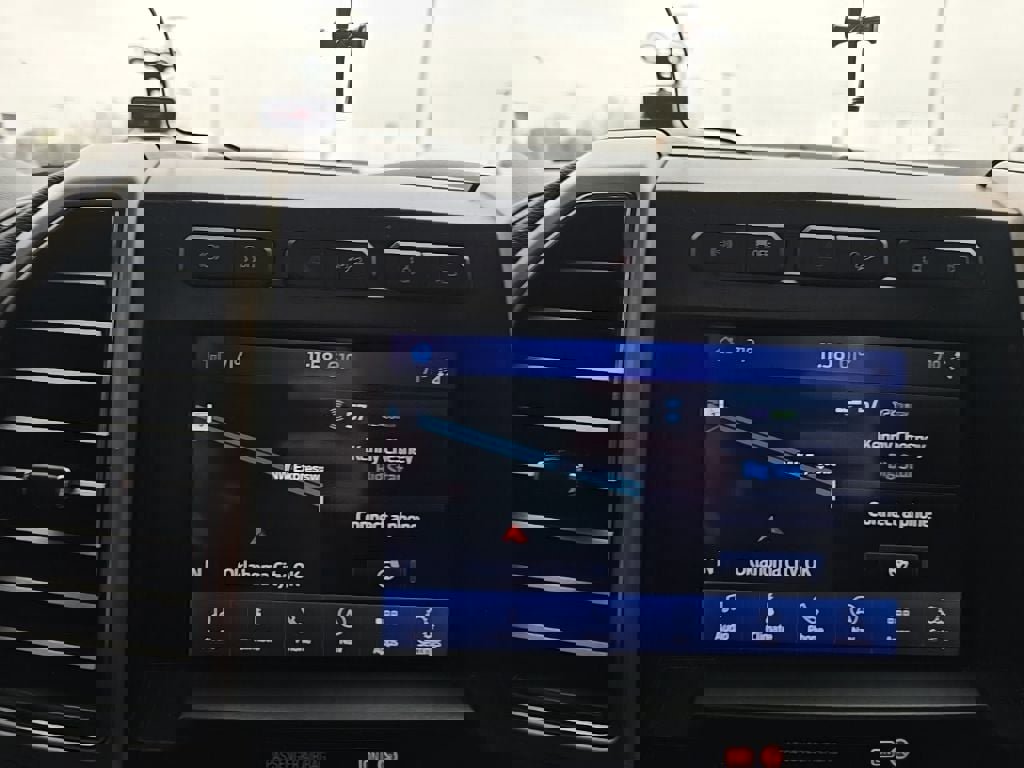 Used 2020 Ford F250 Platinum w/ FX4 Off-Road Package image 9