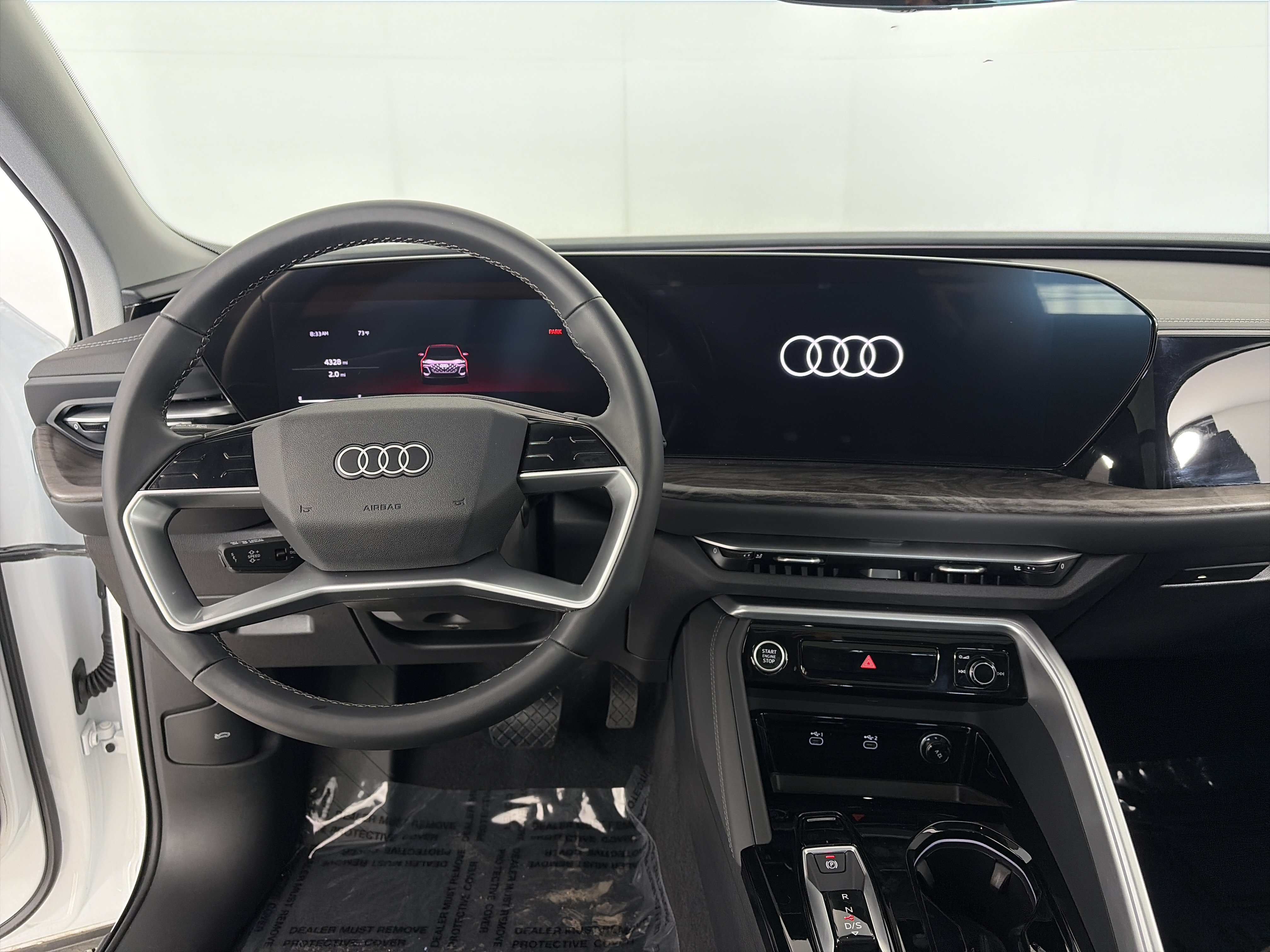 Used 2025 Audi Q5 Premium AWD/4WD image 3