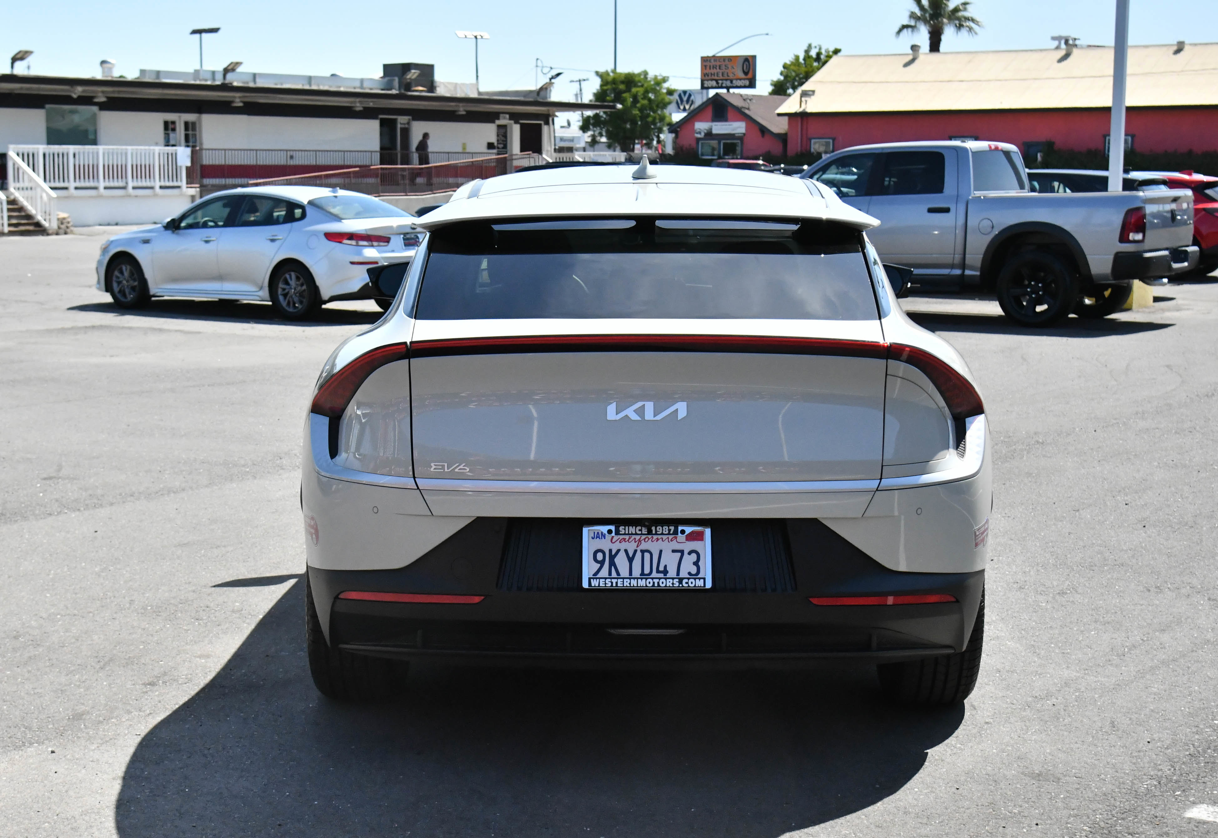 Used 2024 Kia EV6 Light RWD image 7