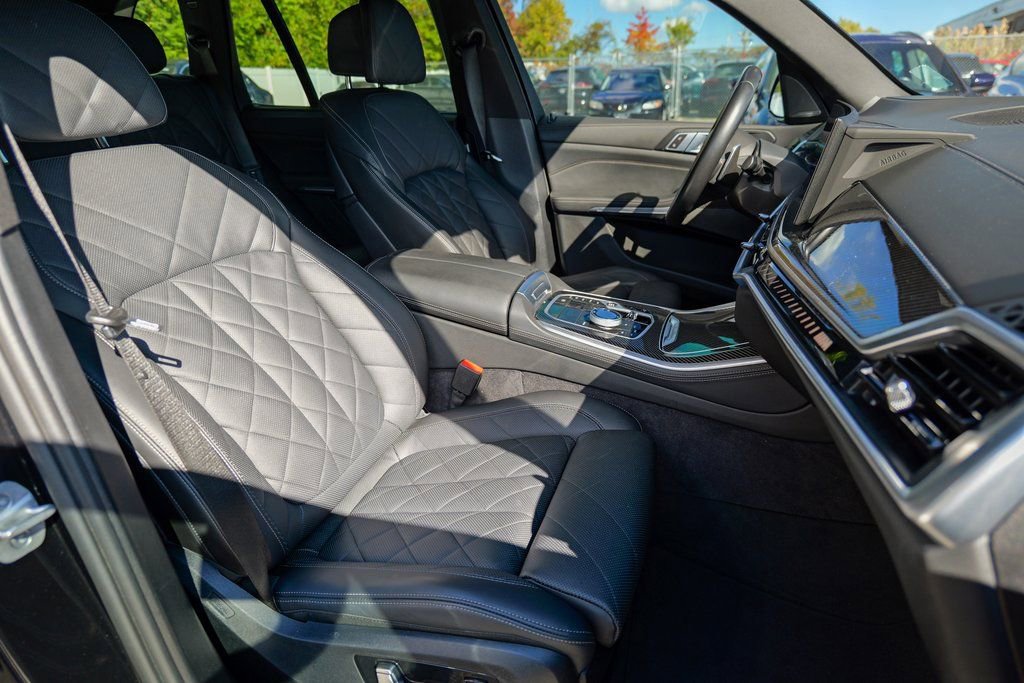 Used 2024 BMW X5 M60i w/ Executive Package image 37