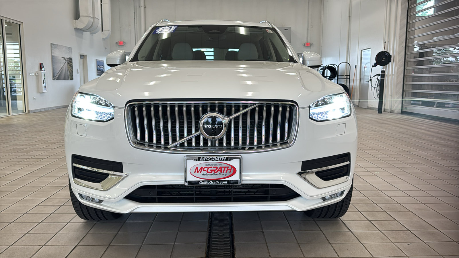 Used 2023 Volvo XC90 B6 Ultimate w/ Lounge Package AWD/4WD image 10