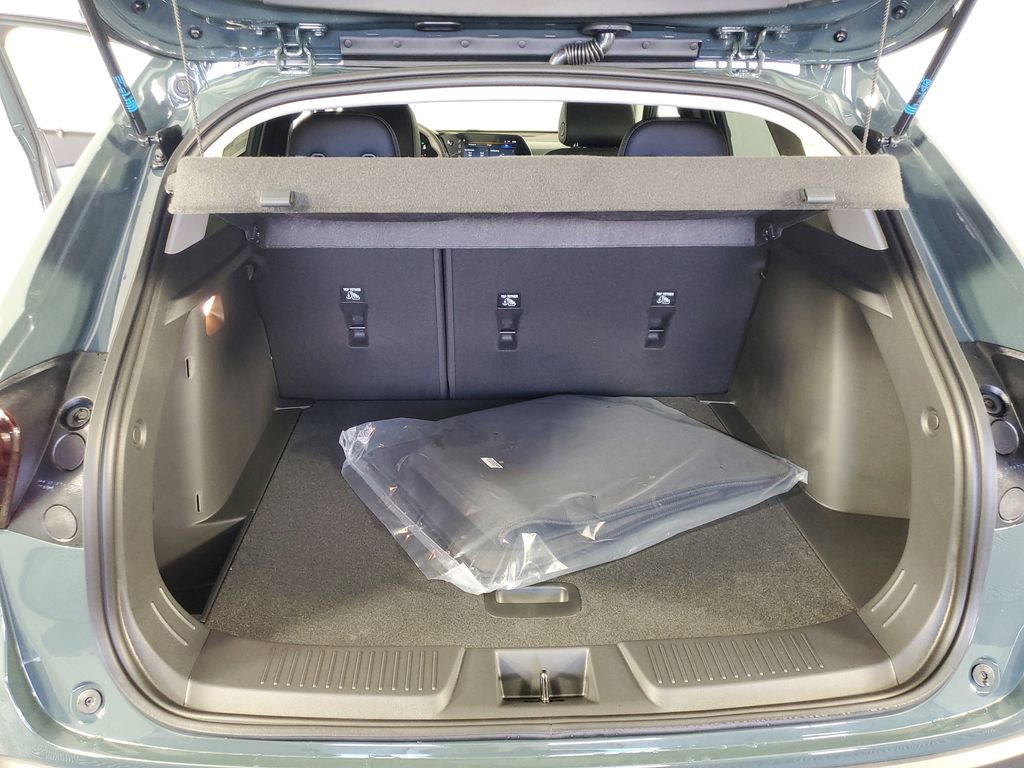 New 2026 Chevrolet Trax LT image 31