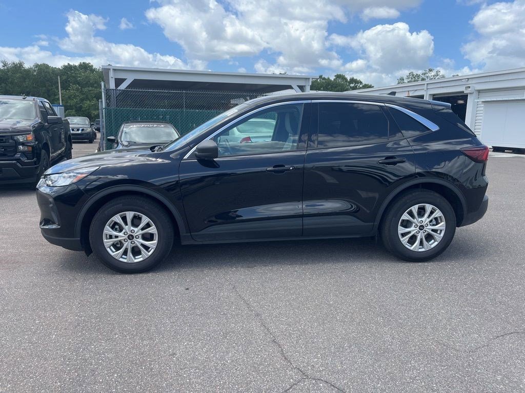 Used 2024 Ford Escape Active image 4