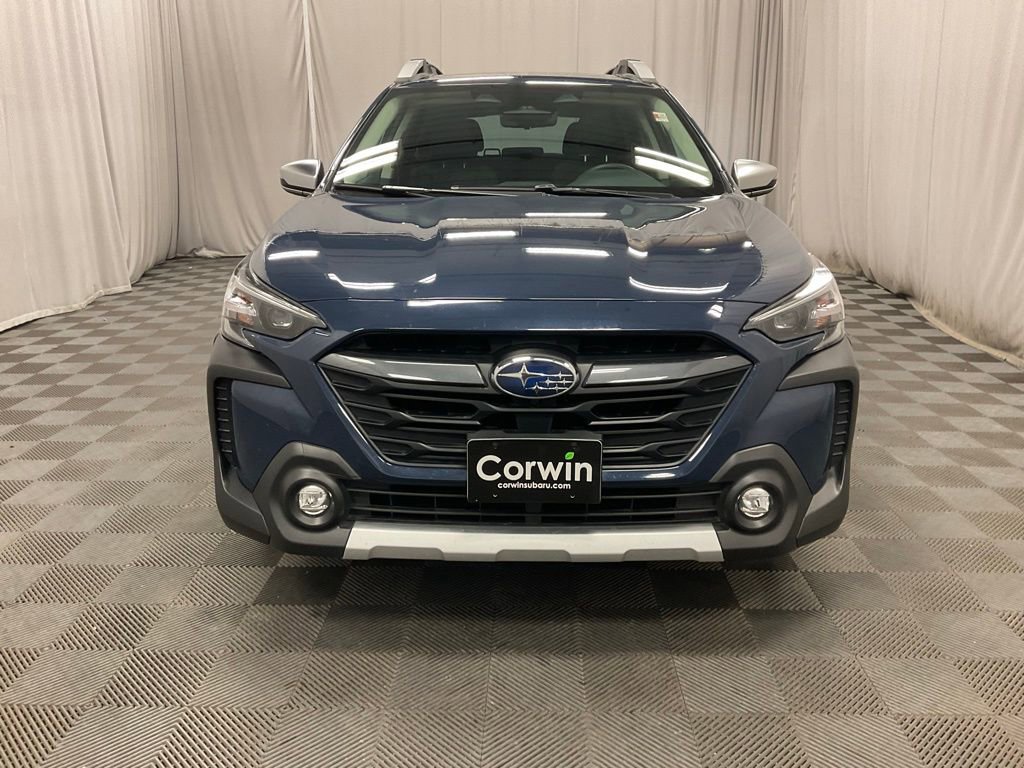 Used 2025 Subaru Outback Touring XT AWD/4WD image 7