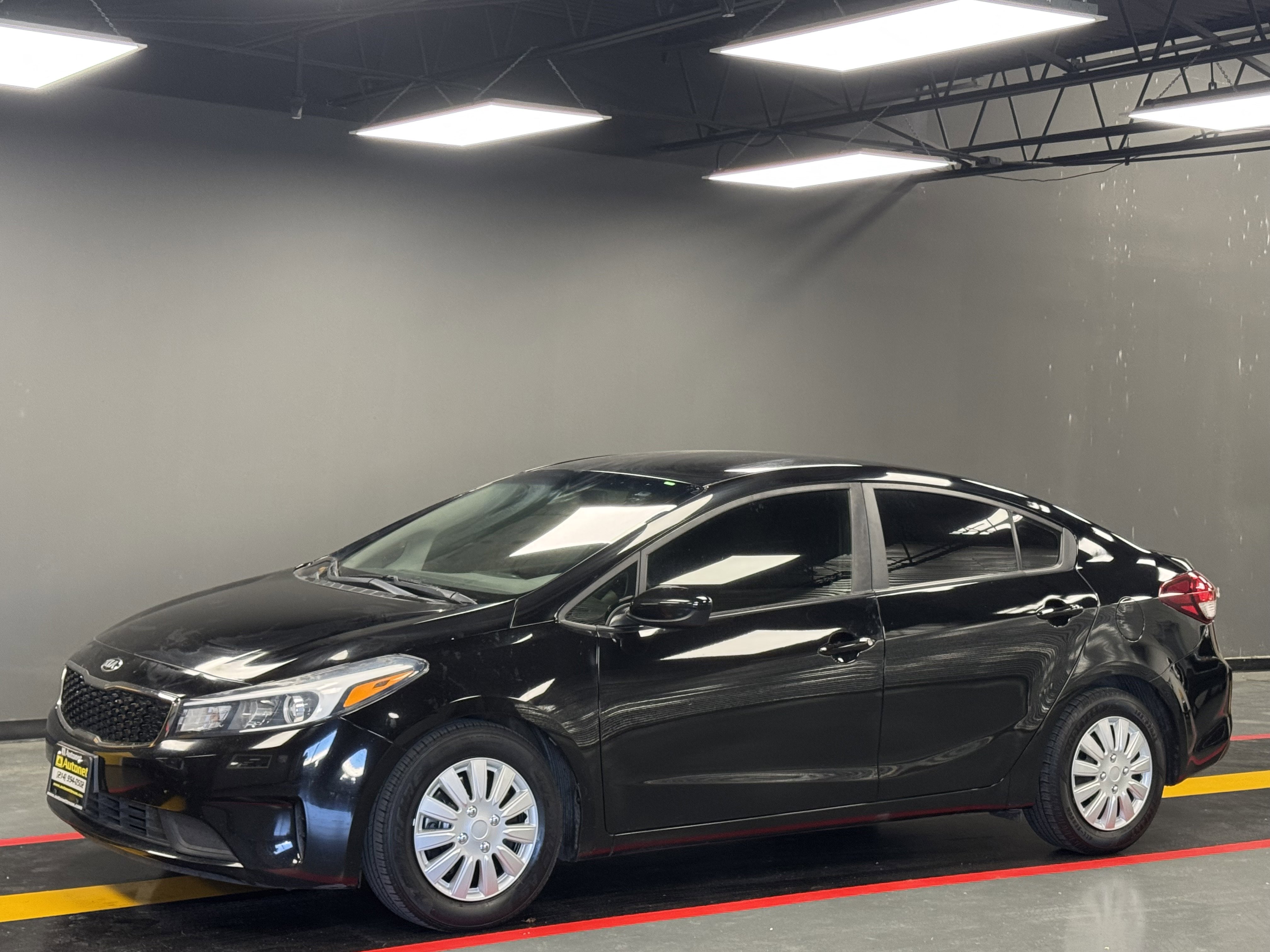 Used 2018 Kia Forte LX image 1