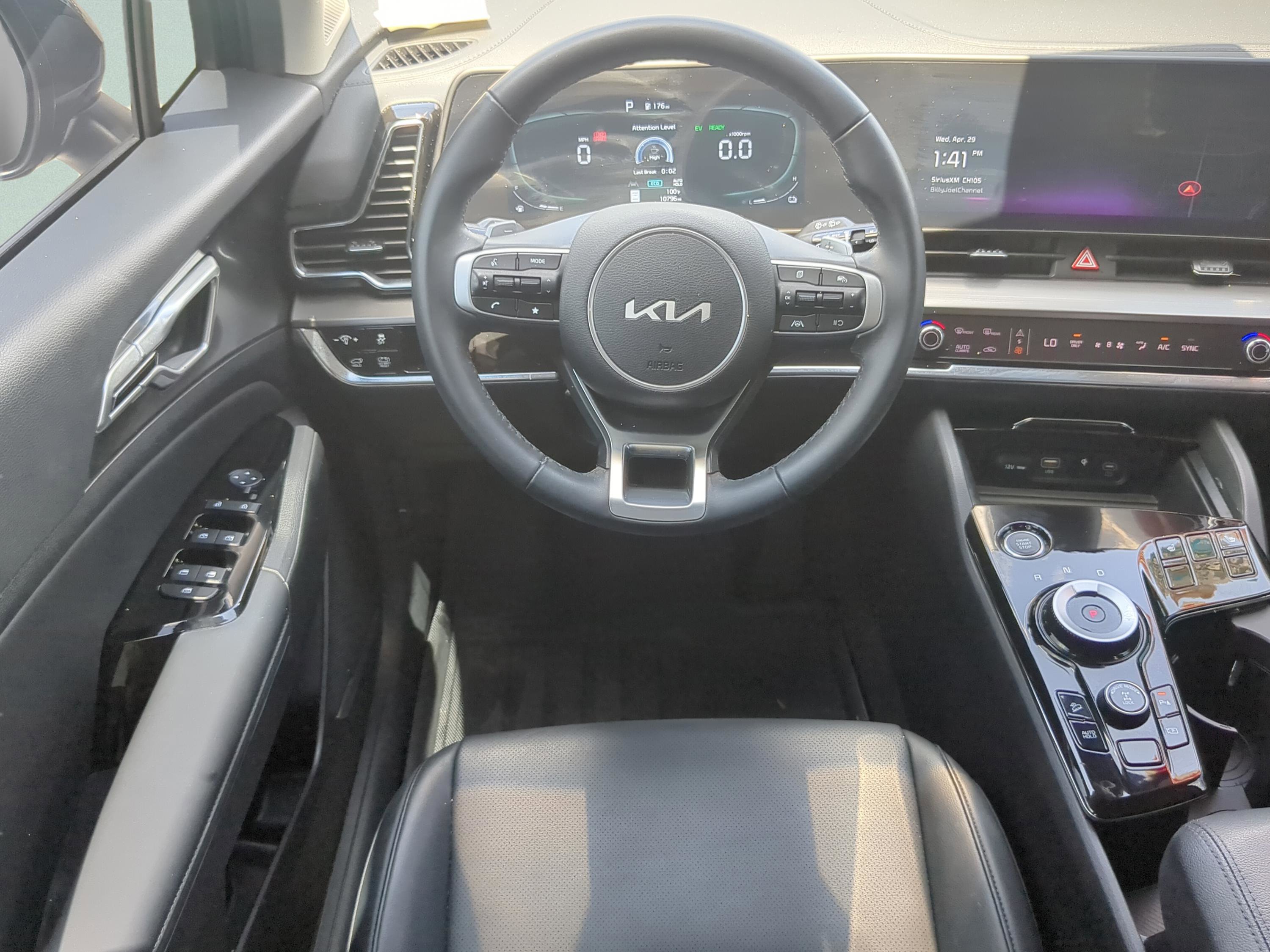 Certified 2024 Kia Sportage EX w/ EX Premium Package AWD/4WD image 12