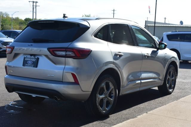 Used 2023 Ford Escape ST-Line AWD/4WD image 10