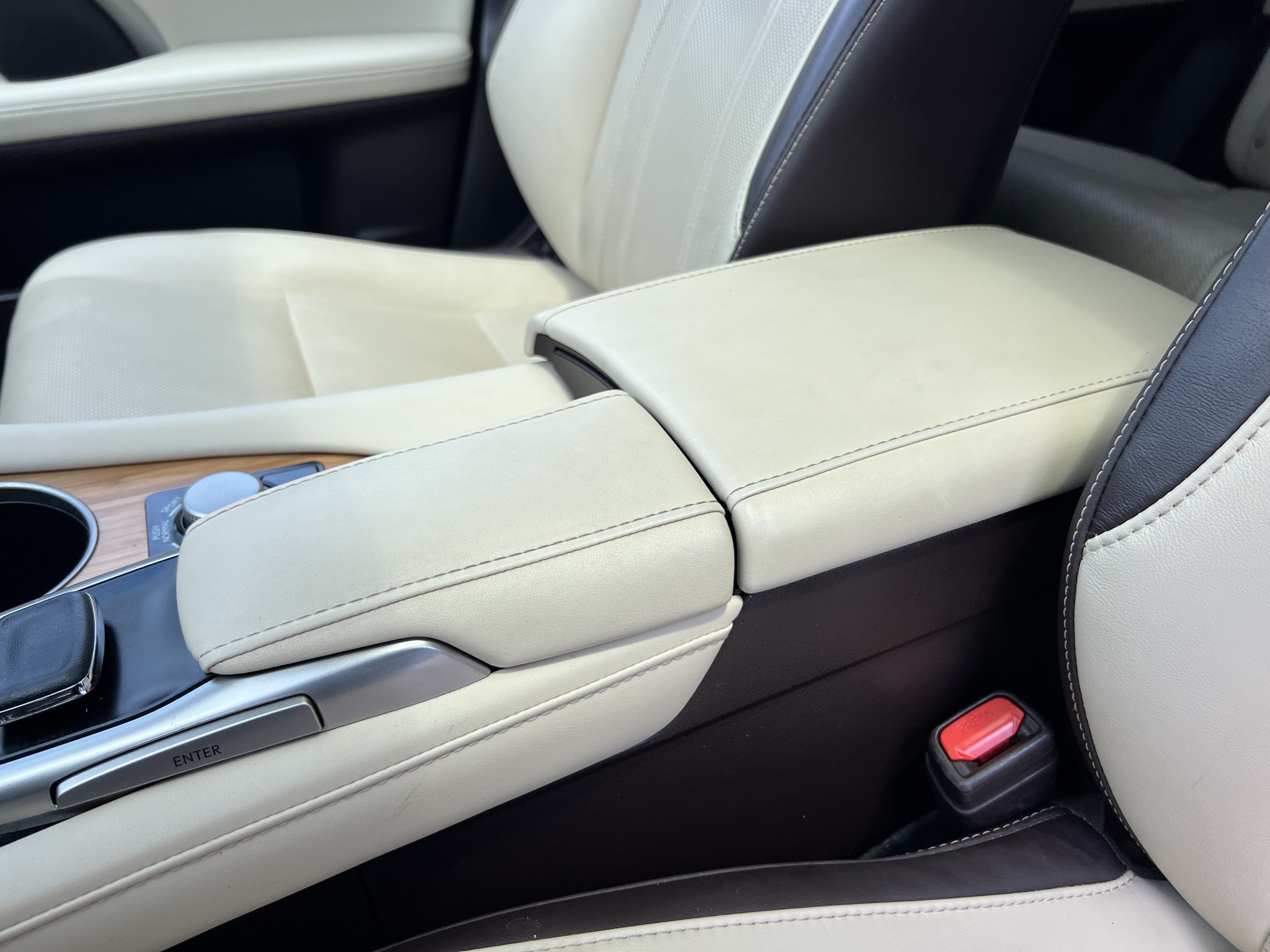 Used 2019 Lexus RX 350L AWD image 30