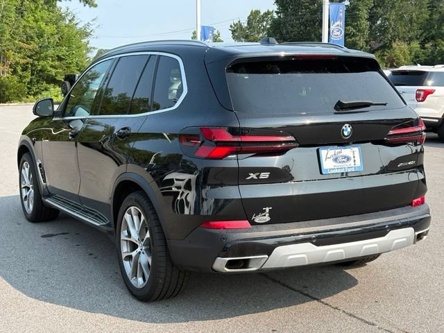 Used 2026 BMW X5 xDrive40i AWD/4WD image 3