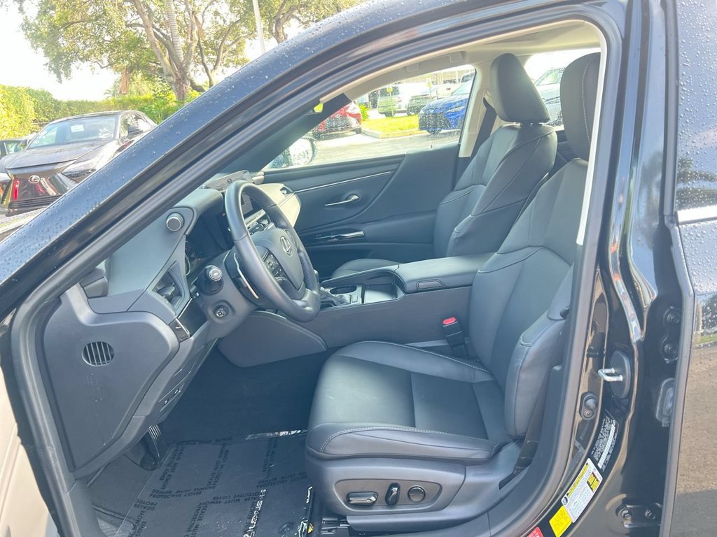 Certified 2025 Lexus ES 350 w/ Premium Package FWD image 12