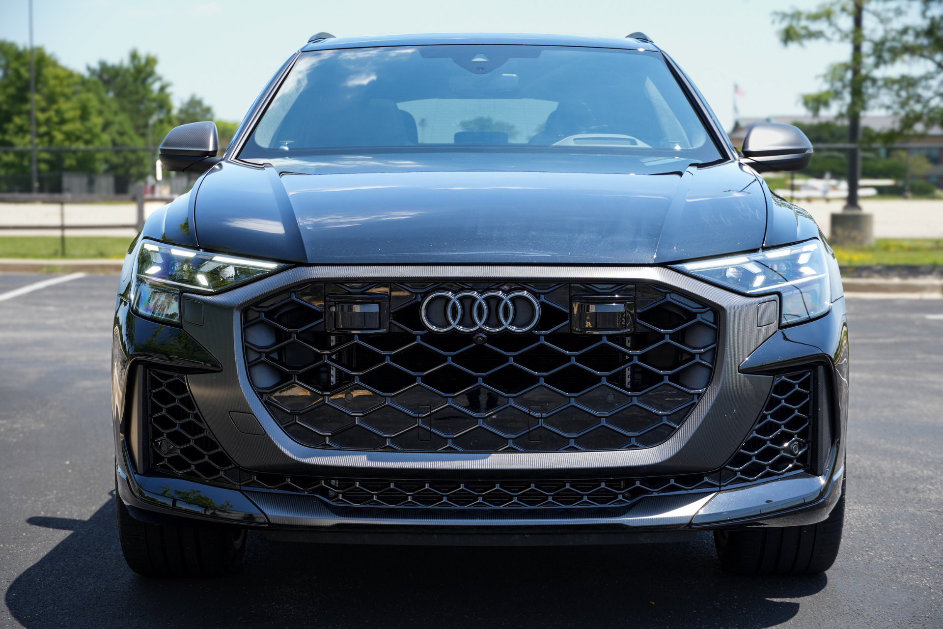 Used 2025 Audi RS Q8 performance AWD/4WD image 2