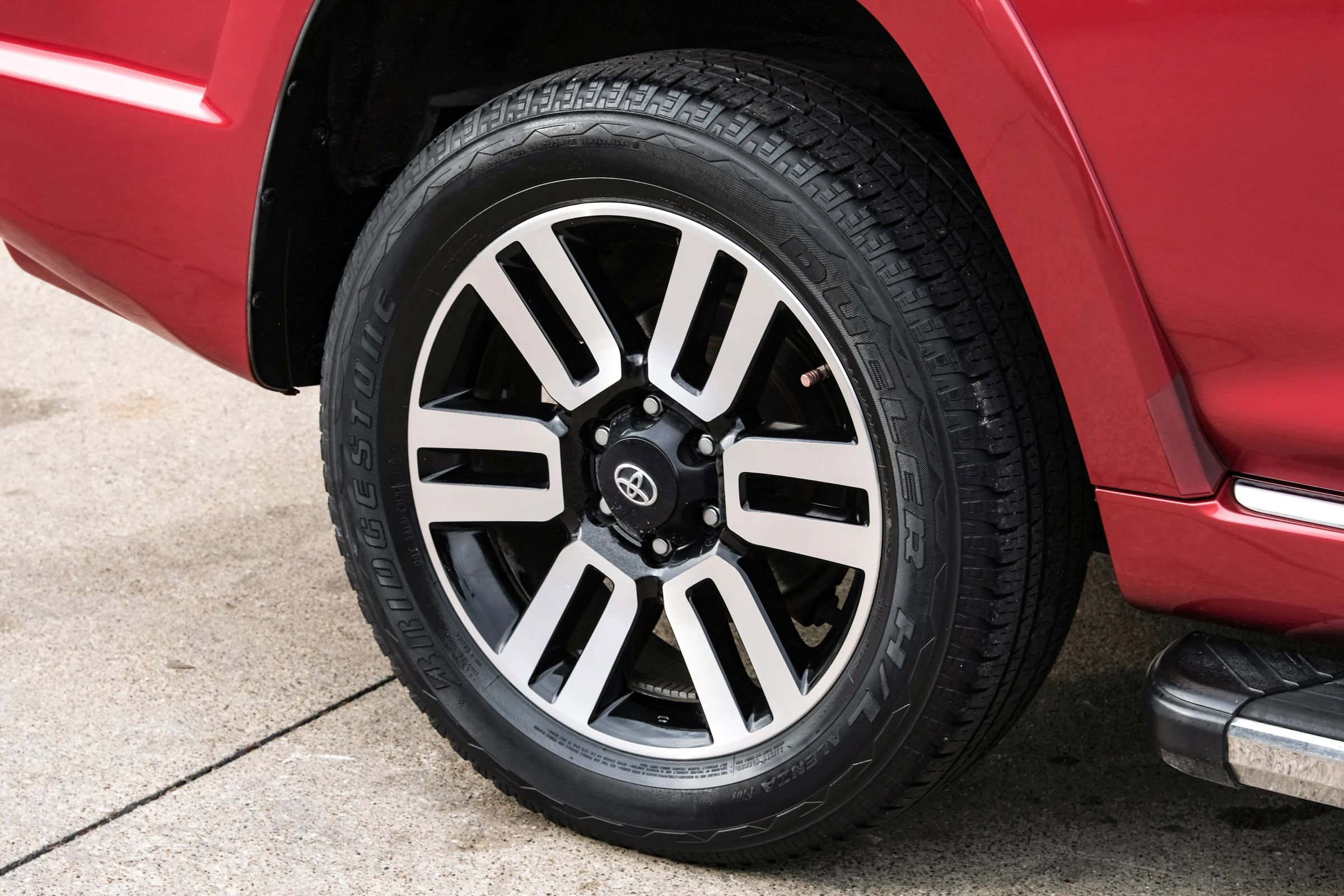 Used 2014 Toyota 4Runner Limited image 61