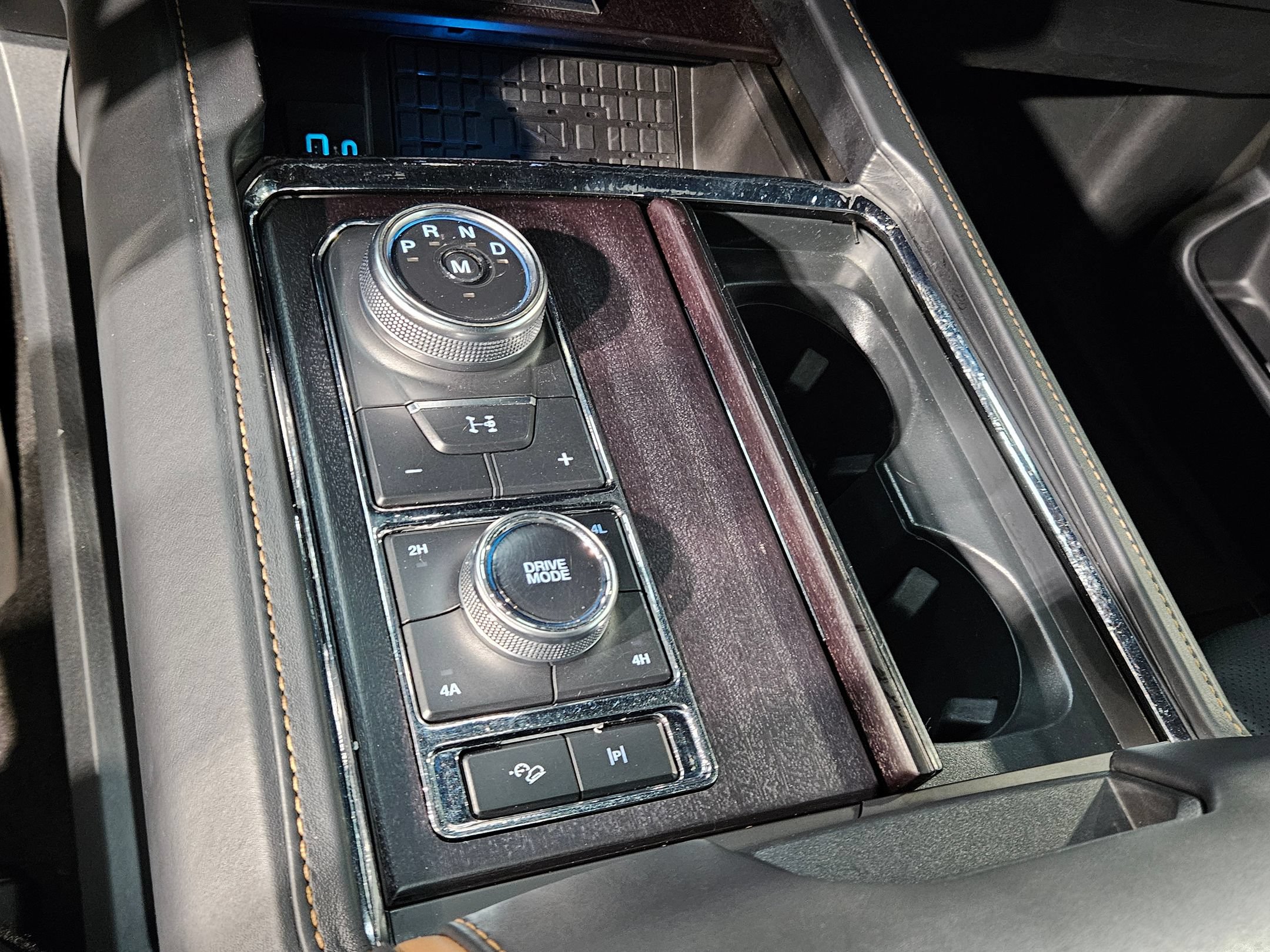 Used 2023 Ford Expedition Max Platinum AWD/4WD image 33