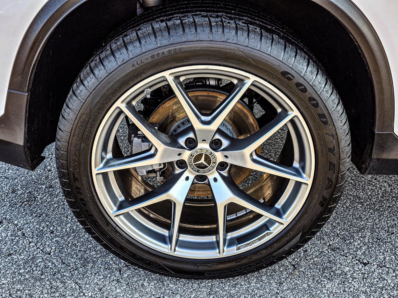 Used 2022 Mercedes-Benz GLC 300 4MATIC image 10