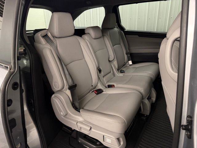 Used 2024 Honda Odyssey Touring image 28