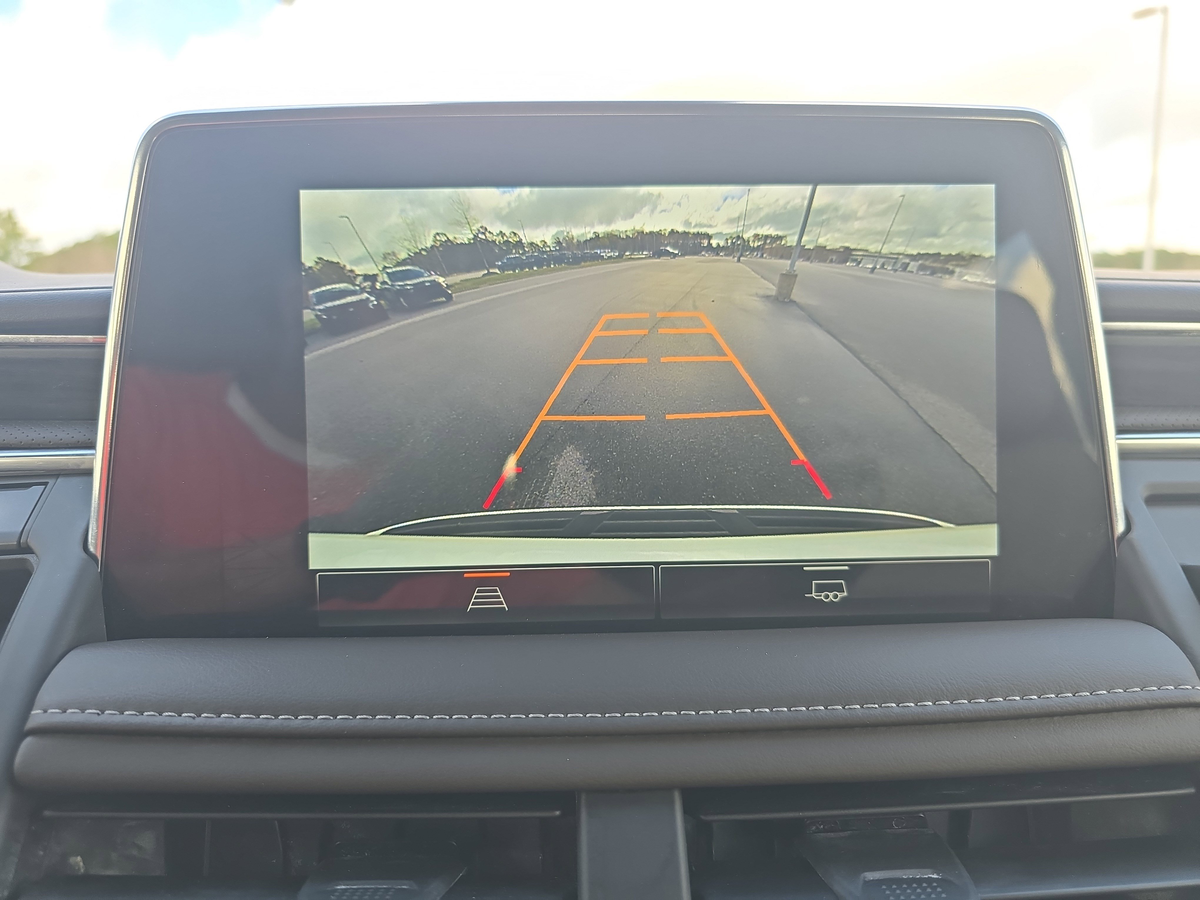 Used 2023 GMC Yukon SLT image 21