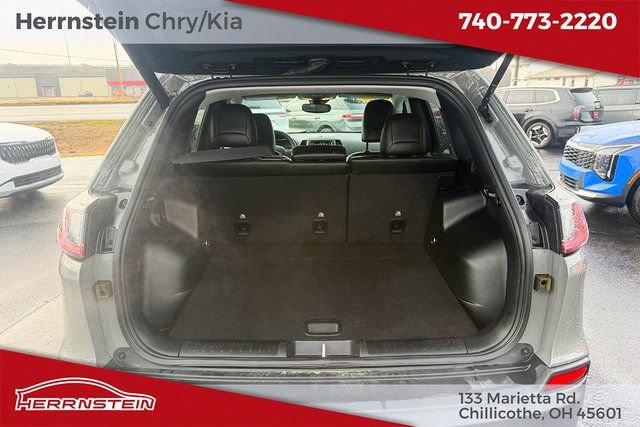 Used 2022 Jeep Cherokee Trailhawk w/ Premium Leather Package image 24