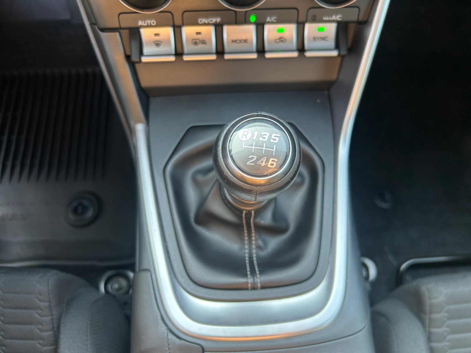 Used 2024 Toyota GR86 RWD image 15