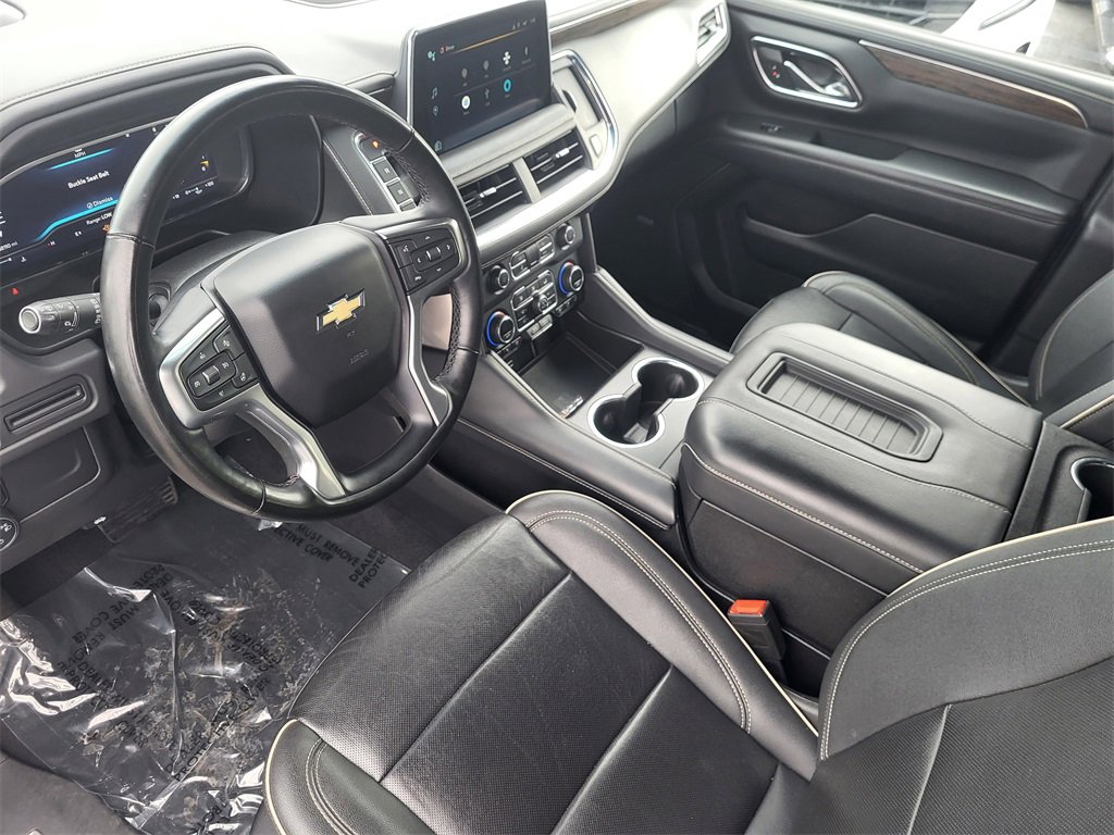 Used 2023 Chevrolet Suburban Premier image 29