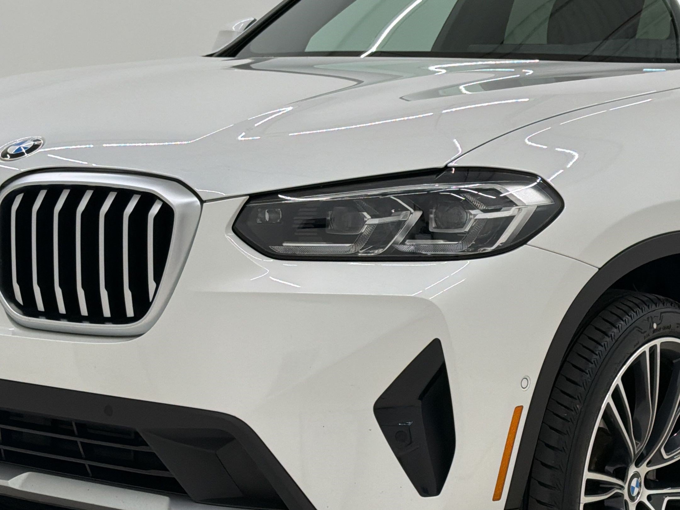 Used 2023 BMW X3 xDrive30i w/ Premium Package AWD/4WD image 12