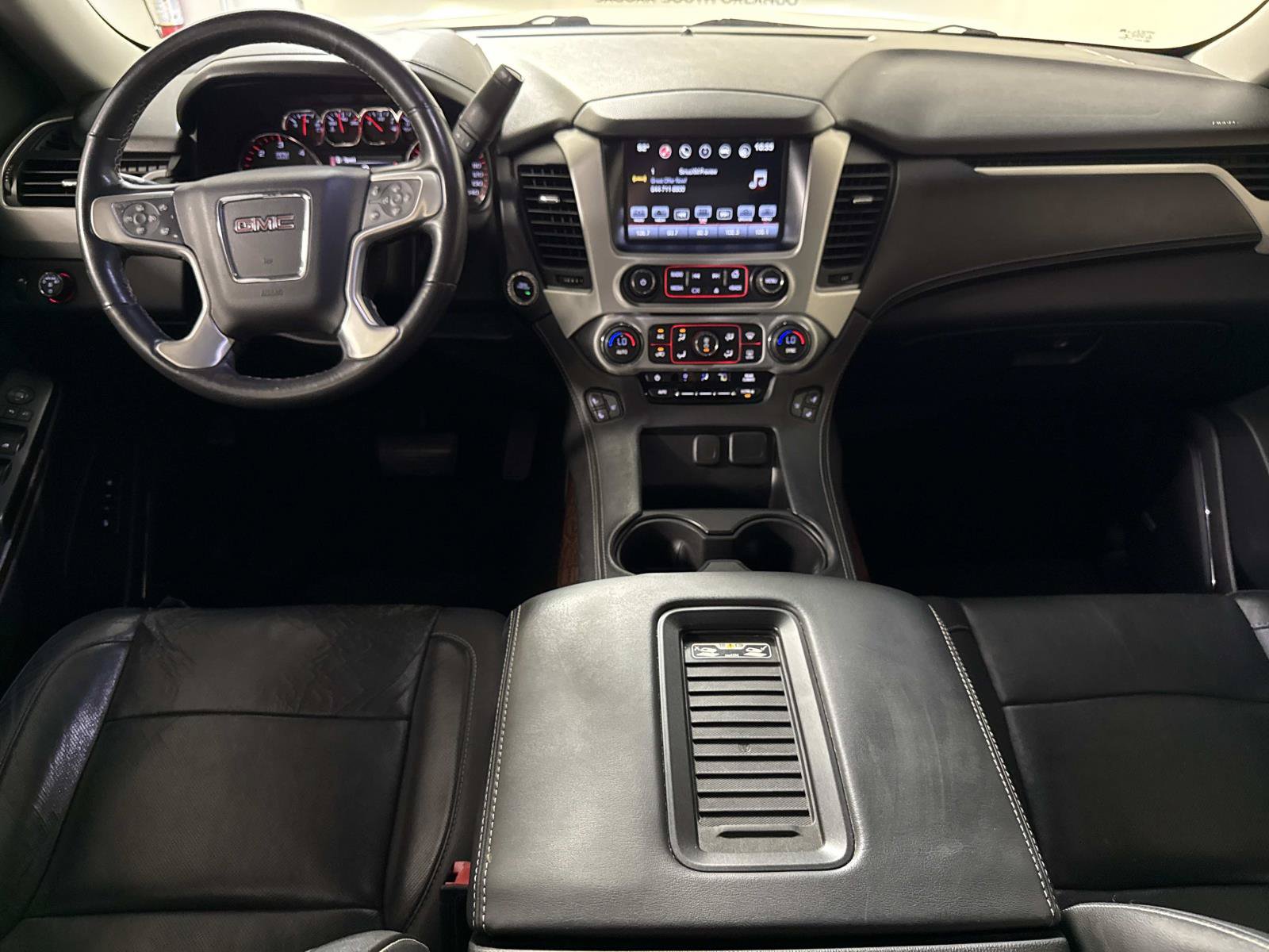 Used 2016 GMC Yukon SLT w/ Open Road Package RWD image 16