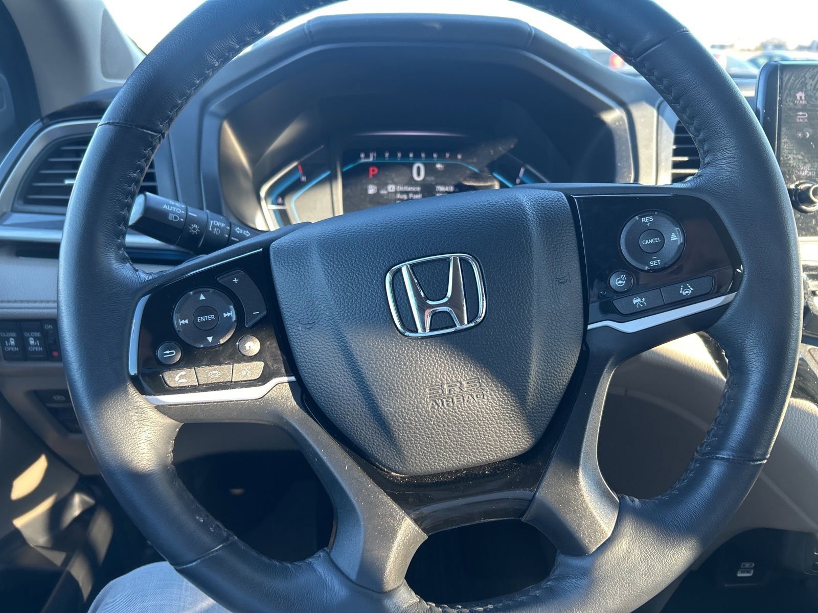 Used 2023 Honda Odyssey Elite image 15