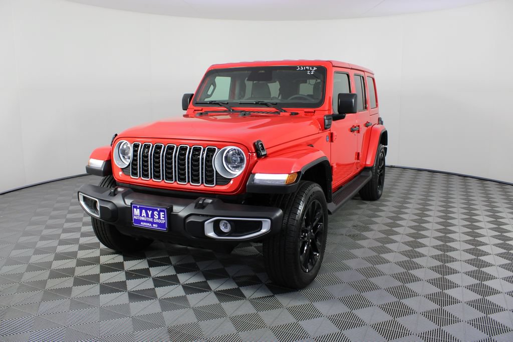 Used 2025 Jeep Wrangler Unlimited Sahara w/ Safety Group AWD/4WD image 20