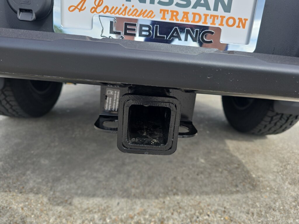 New 2027 Nissan Frontier Pro-X RWD image 8