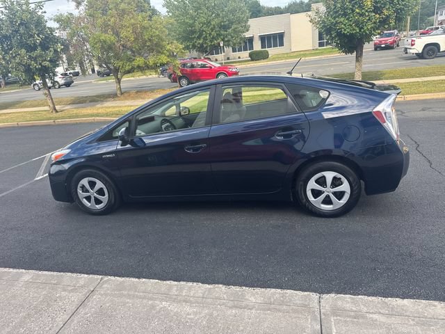 Used 2015 Toyota Prius Two FWD image 6