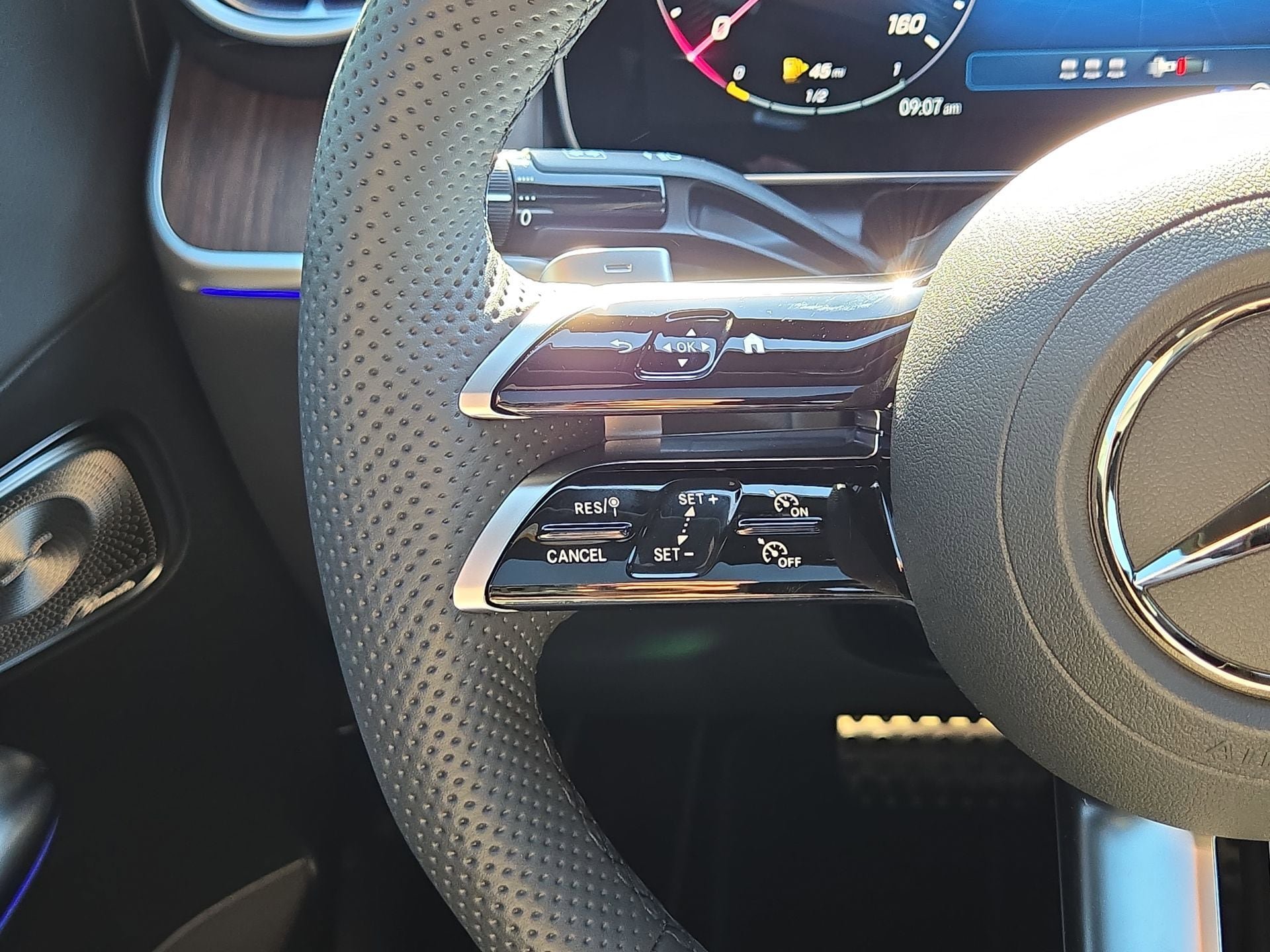 New 2026 Mercedes-Benz GLC 300 4MATIC image 21
