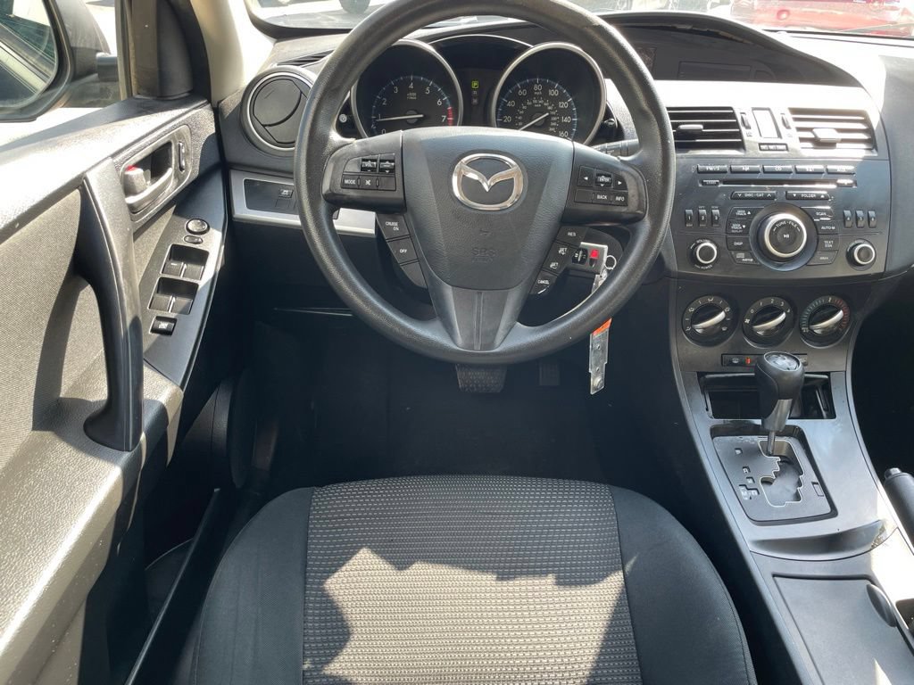Used 2013 MAZDA MAZDA3 i Sport FWD image 19