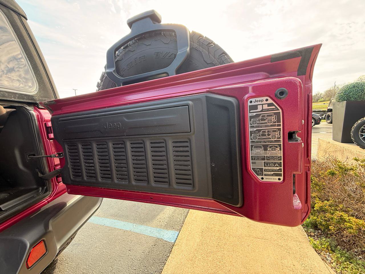 Used 2024 Jeep Wrangler Unlimited Sport image 35