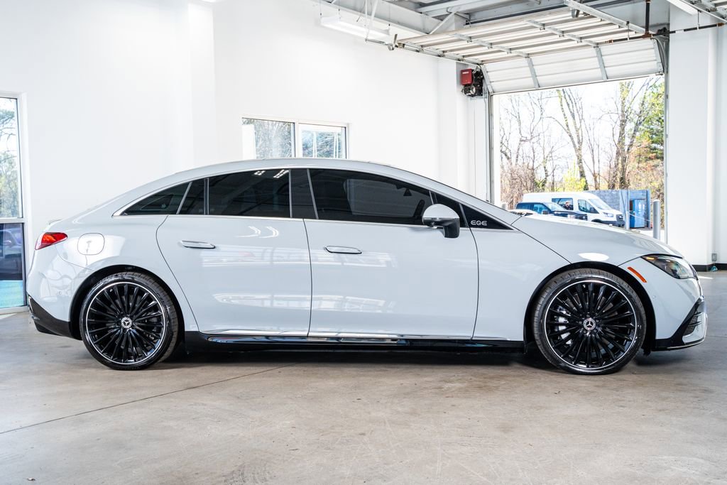 Used 2023 Mercedes-Benz EQE 500 4MATIC Sedan image 5