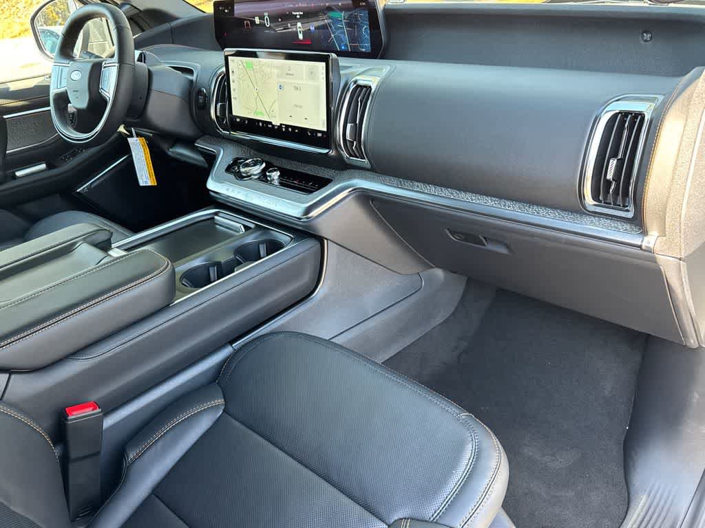 New 2025 Ford Expedition Tremor AWD/4WD image 13